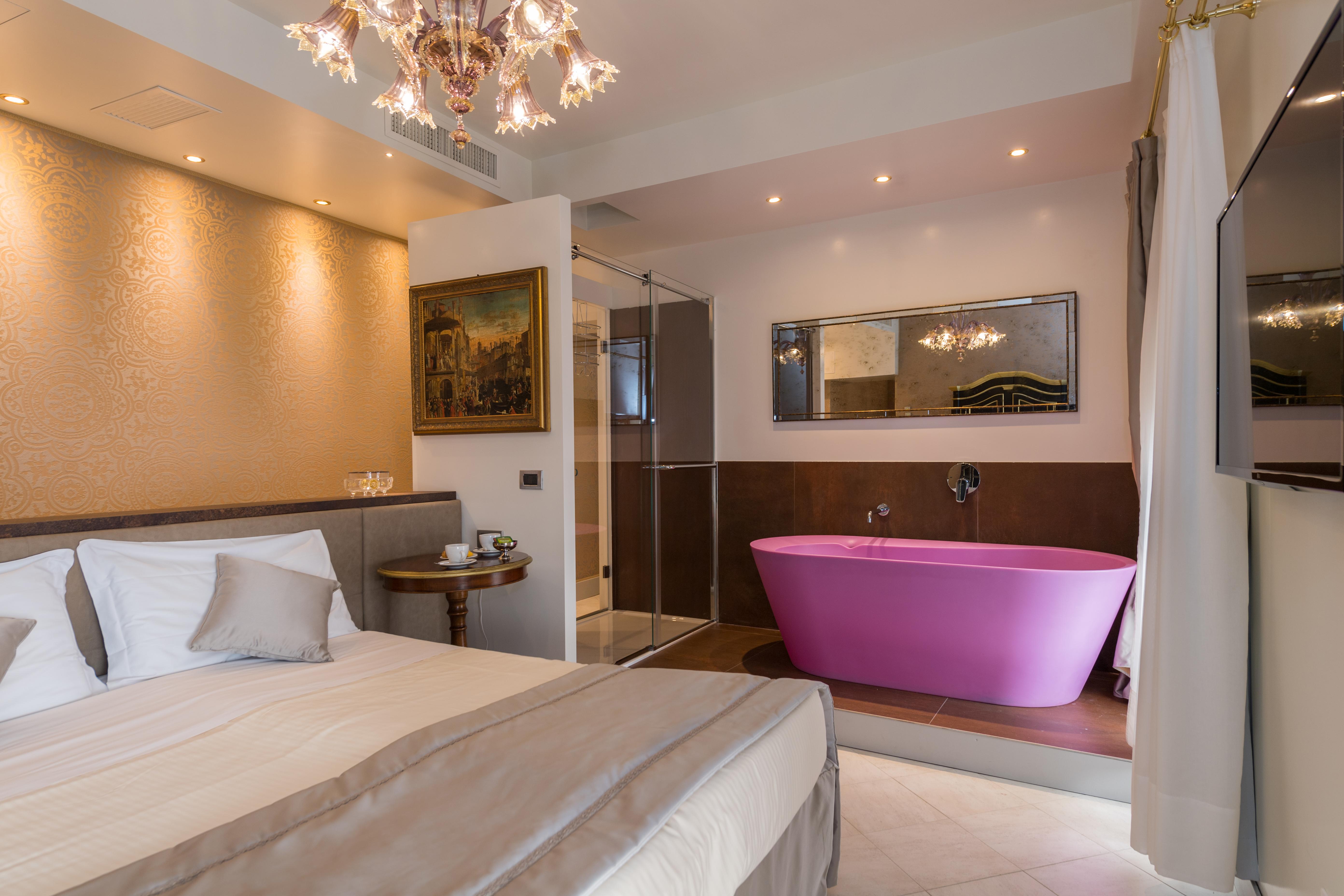 Guest house Locanda Leon Bianco On The Grand Canal Venice