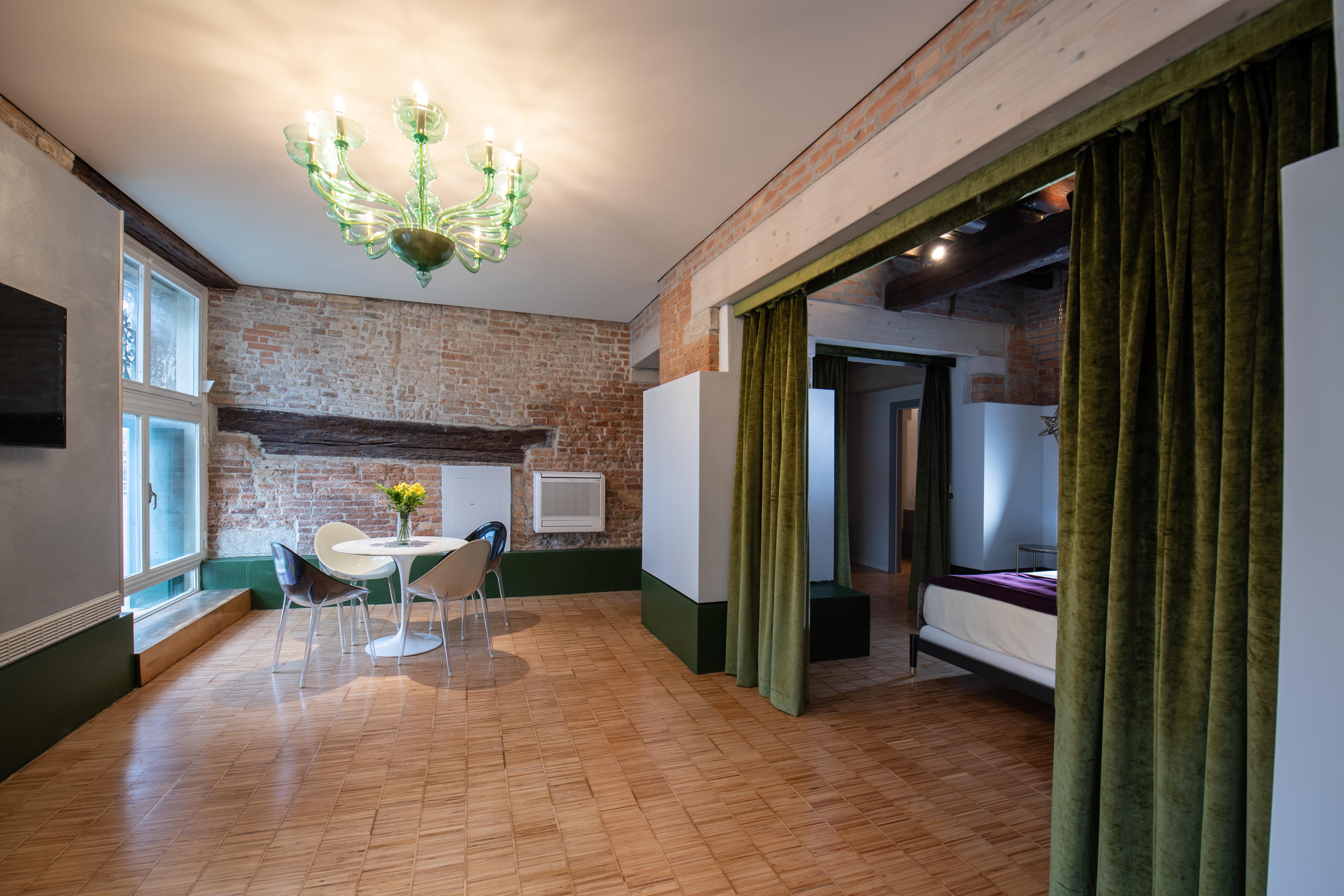 Locanda Leon Bianco On The Grand Canal Guest house